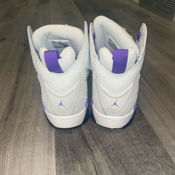 Women’s true flight Jordan’s, worn twice - Picture 3 of 3